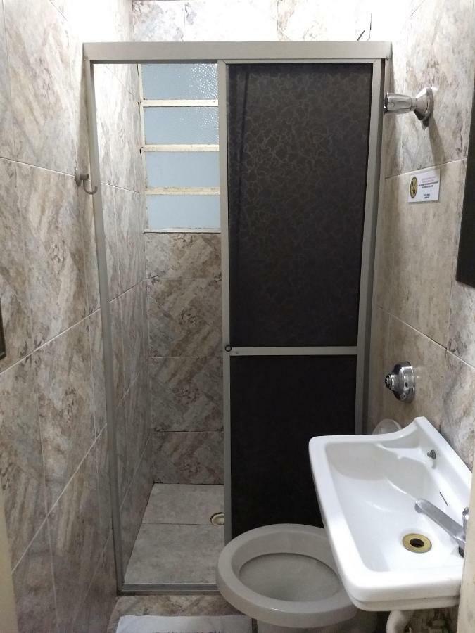Hotel Aruba Curitiba Ruang foto